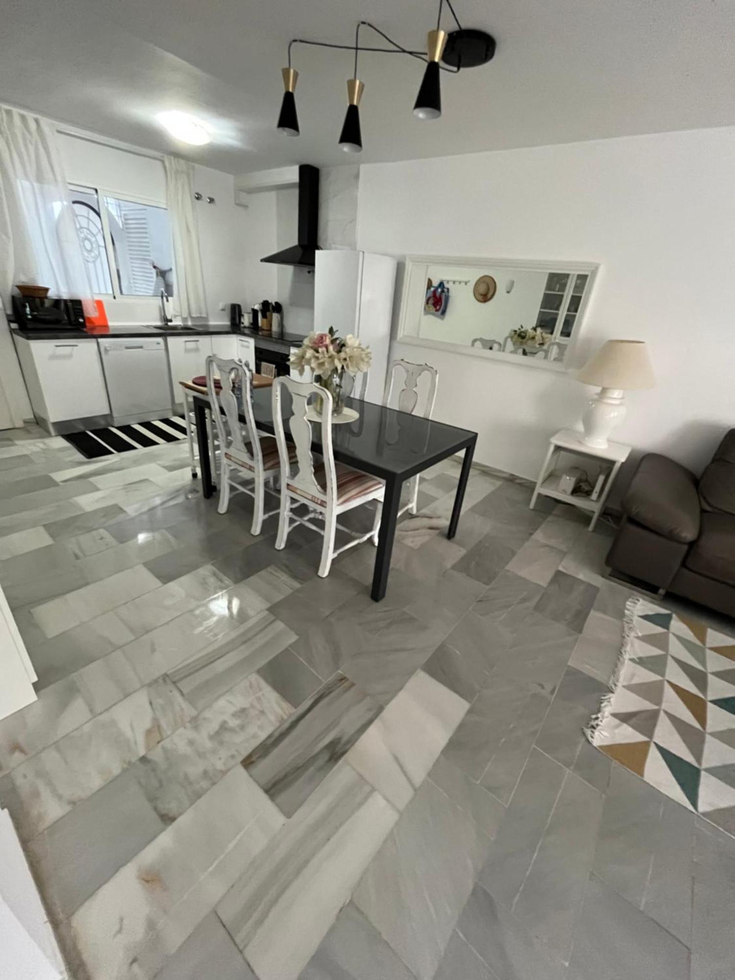 Estrelicia III Lejlighed Marbella Eksteriør billede
